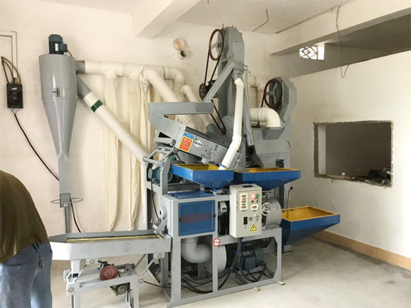 Rice milling machine